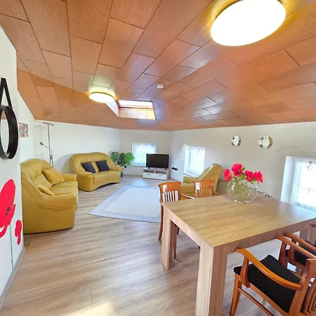 Elena Flat Mohn Zentrum Apartment