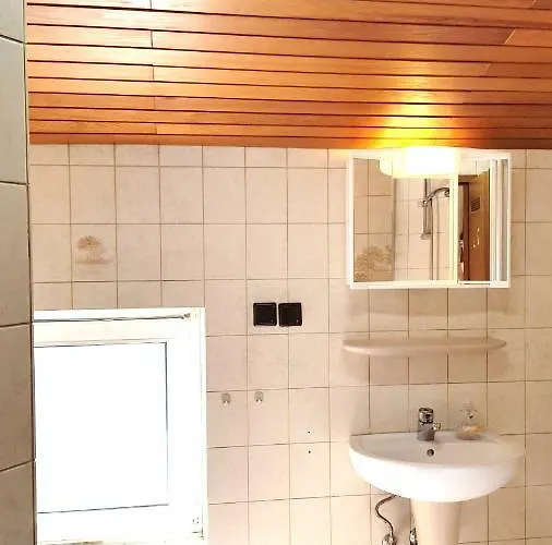 Elena Flat Mohn Zentrum Дуйсбург